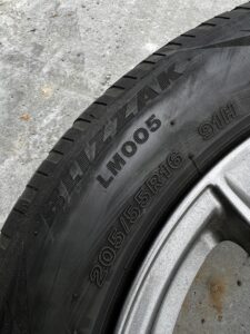 KOŁA FELGI OPONY ZIMOWE VW GOLF V VI 205/55 R16