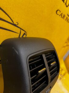 OSŁONA TYŁ TUNELU ŚRODKOWEGO WEJŚCIE USB FORD ESCAPE MK4