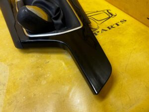 MIESZEK DRĄŻEK ZMIANY BIEGÓW DEKOR TUNELU ŚRODKOWEGO PEUGEOT 308 II T9 EU