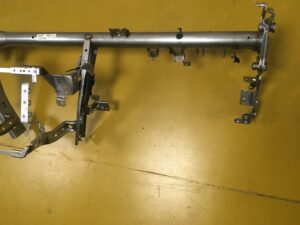 RURA STELAŻ POD DESKĘ WZMOCNIENIE INFINITI Q50