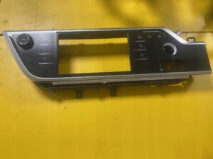 RAMKA PANEL CITROEN C4 PICASSO II LIFT UK RHD