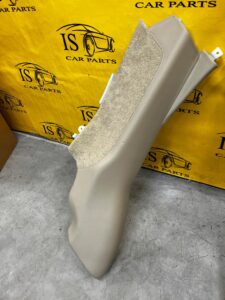 POSZYCIE SŁUPKA LEWY TYŁ RANGE ROVER VOGUE L405