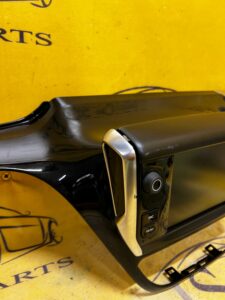 NAWIGACJA EKRAN WYŚWIETLACZ DEKOR RAMKA KONSOLI PEUGEOT 208 A9 LIFT