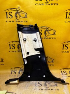 OSŁONA POSZYCIE SŁUPKA B ŚRODKOWEGO PRAWA PRAWE TESLA MODEL 3 PRZEDLIFT