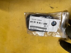 ZAŚLEPKA OSŁONY OBUDOWY KOLUMNY KIEROWNICZEJ BMW 7 E65 E66 NOWA OEM