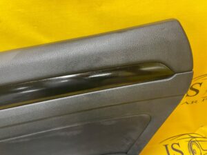 BOCZEK TAPICERKA DRZWI PRAWY TYŁ VOLKSWAGEN ARTEON