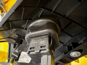 OSŁONA ZAŚLEPKA DESKI KONSOLI PRAWA RENAULT ESPACE VI