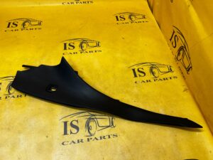 OSŁONA LISTWA TUNELU ŚRODKOWEGO LEWA FORD FIESTA MK8 EU