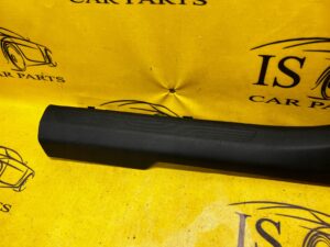 PRAWA LISTWA OSŁONA PROGU RENAULT MEGANE IV SEDAN