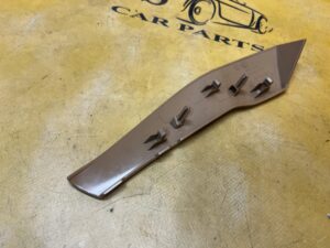 OSŁONA ZAŚLEPKA PLASTIK SCHOWKA PASAŻERA DESKI KONSOLI PORSCHE MACAN 95B