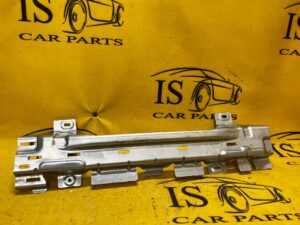 MOCOWANIE WSPORNIK STELAŻ JAGUAR E-PACE X540