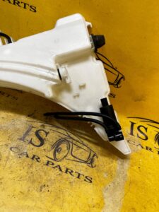 ZBIORNIK PŁYNU DO SPRYSKIWACZY LR RANGE ROVER EVOQUE II L551