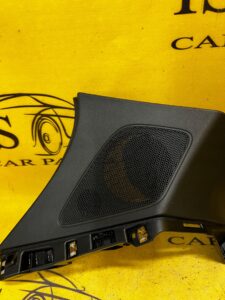 OSŁONA POSZYCIE SŁUPKA D LEWA PORSCHE CAYENNE 9Y3 9Y0 COUPE HYBRID