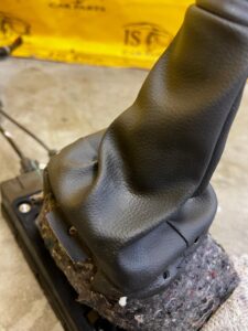 GAŁKA MANETKA WYBIERAK SKRZYNI 6 BIEGÓW DACIA LODGY LIFT 1.5 BLUE DCI