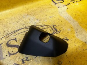 OSŁONA ZAŚLEPKA PASA BEZPIECZEŃSTWA TYŁ LEWY PORSCHE PANAMERA 970 I LIFT