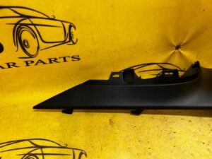 OSŁONA POSZYCIE SŁUPKA C PÓŁKI TYŁ LEWA LEWY TESLA MODEL 3 PRZEDLIFT