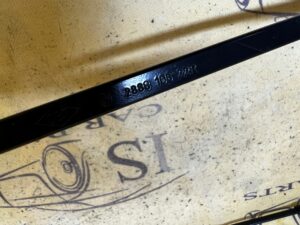 KOMPLET RAMIONA WYCIERACZEK PRZÓD PRZEDNIE RENAULT ZOE I Z.E.