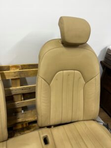 KANAPA TYLNA SIEDZISKO NA PALETACH AUDI A8 D4