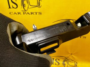 UCHWYT MOCOWANIE OSŁONY SŁUPKA A PRZÓD LEWY FORD KUGA MK3