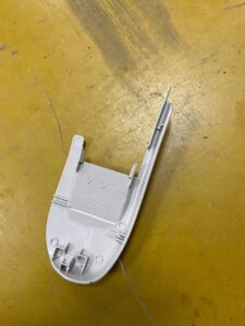 OSŁONA ZAŚLEPKA PROWADNICY FOTELA PRA INFINITI Q50