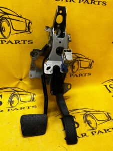 PEDAŁY GAZ HAMULEC AUTOMAT FORD FIESTA MK8