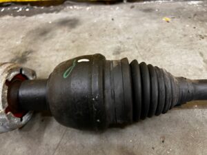 PÓŁOŚ PRZÓD PRZEDNIA PRAWA PRAWY MERCEDES CLA C117 2.2 DIESEL