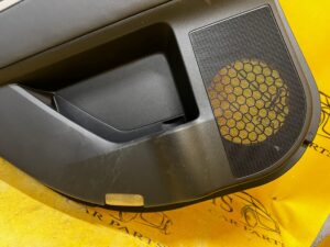 BOCZEK TAPICERKA DRZWI LEWY TYŁ LEXUS RX 450H III 3
