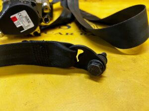 WYSTRZELONY PAS BEZPIECZEŃSTWA PRZÓD LEWY DACIA JOGGER SANDERO III EU