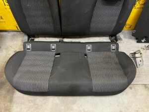 PRZEKŁADKA KANAPA FOTELE TYŁ PASY ISOFIX PODŁOGA BAGAŻNIK PEUGEOT 308 II T9