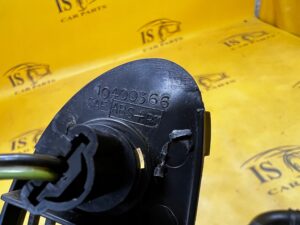 KRATKA GÓRNA CENTRALNA NAWIEWU DESKI KONSOLI CHEVROLET CORVETTE C5 97-04