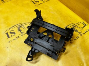 UCHWYT MOCOWANIE STEROWNIKA ZAWIESZENIA PORSCHE PANAMERA 970 I LIFT