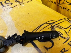 MANETKA PRZEŁĄCZNIK ZESPOLONY WYCIERACZEK RENAULT MEGANE IV