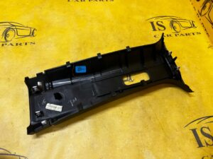 POSZYCIE OSŁONA OBUDOWA SŁUPKA ŚRODKOWEGO B PRAWY FORD RANGER MK5 V