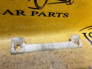 WSPORNIK MOCOWANIE UCHWYT PORSCHE CAYENNE II 7P5