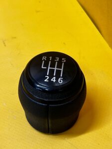 GAŁKA WYBIERAKA SKRZYNI BIEGÓW 6 BIEGÓW BIEGOWA DACIA SANDERO III STEPWAY