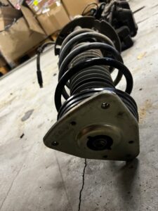 ZWROTNICA AMORTYZATOR PRZÓD PRAWY CITROEN C4 GRAND PICASSO II 1.6 BLUE HDI