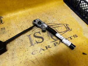 NIEWYSTRZELONY PAS BEZPIECZEŃSTWA PRZÓD PRAWY TESLA MODEL 3 PRZEDLIFT