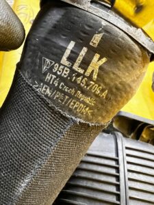 REZONATOR WLOT PRZEWÓD POWIETRZA INTERCOOLERA PORSCHE MACAN 95B 2.0 TFSI