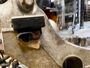 ZWROTNICA TARCZA PRZÓD LEWY LAND ROVER DISCOVERY SPORT V L550 LIFT 2.0 D