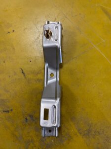 BLACHA MOCOWANIE RĄCZKI PODSUFITKI INFINITI Q50