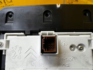 ZEGARY LICZNIK PRĘDKOŚCIOMIERZ OBROTOMIERZ PEUGEOT 508 I RXH 2.0 HDI EU