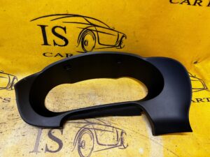 RAMKA OSŁONA OBUDOWA DASZEK LICZNIKA ZEGARÓW TOYOTA HILUX VIII 8