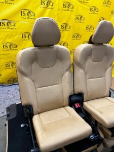 SIEDZISKO OPARCIE KANAPA FOTELE SKÓRA TYŁ 3 RZĄD 7 OSÓB VOLVO XC90 II 2018R