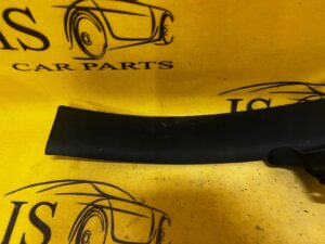 OSŁONA LISTWA PROGU PRAWY TYŁ BMW SERIA 1 F40