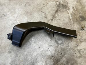 KANAŁ TUNEL PRZEWÓD POWIETRZA PRZÓD LEWY DACIA JOGGER SANDERO III