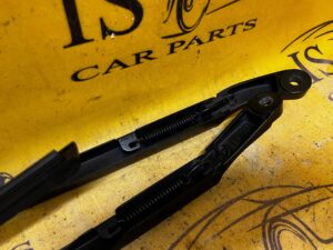 KOMPLET RAMIONA PIÓRA WYCIERACZEK AUDI A8 D4