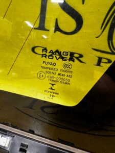 SZYBA KAROSERYJNA BŁOTNIKA TYŁ PRAWA PRAWY RANGE ROVER VOGUE L405 2019R