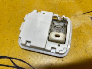 LAMPA KABINOWA PRAWY TYŁ RANGE ROVER VOGUE L405