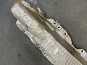 BLACHA OSŁONA TERMICZNA DACIA DUSTER II 2