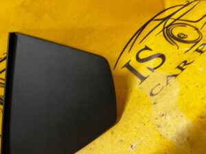 OSŁONA PLASTIK ZAŚLEPKA BOCZEK DESKI KONSOLI LEWY DACIA DUSTER II